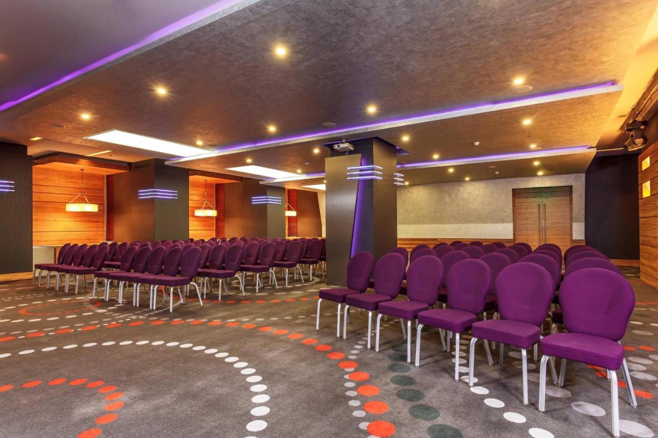 โรงแรมเชอราตัน บูคาเรสต์ ภายนอก รูปภาพ The main conference room